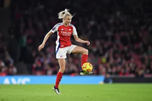 Arsenal v Brighton & Hove Albion - Barclays Women's Super League Arsenal v Brighton & Hove Albion - Barclays Women's Super League