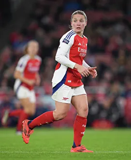 Arsenal v Brighton & Hove Albion - Barclays Women's Super League Arsenal v Brighton & Hove Albion - Barclays Women's Super League
