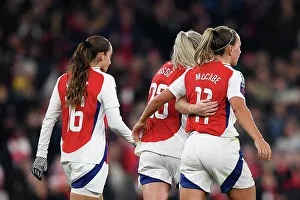 Arsenal v Brighton & Hove Albion - Barclays Women's Super League Arsenal v Brighton & Hove Albion - Barclays Women's Super League