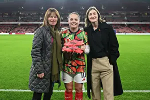 Arsenal v Brighton & Hove Albion - Barclays Women's Super League Arsenal v Brighton & Hove Albion - Barclays Women's Super League