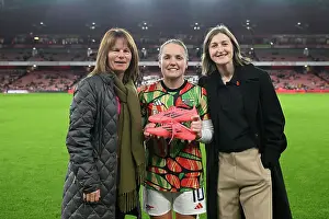 Arsenal v Brighton & Hove Albion - Barclays Women's Super League Arsenal v Brighton & Hove Albion - Barclays Women's Super League