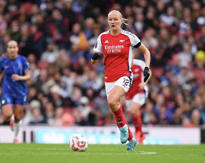 Arsenal Women V Chelsea Women 2024-25 Prints: Arsenal v Chelsea - Barclays Women's Super League
