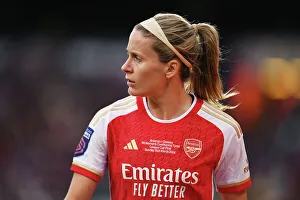 Arsenal v Chelsea - FA Women's Continental Tyres League Cup Final