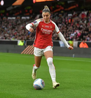 Arsenal v Chelsea - FA Women's Continental Tyres League Cup Final