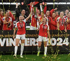 Arsenal v Chelsea - FA Women's Continental Tyres League Cup Final
