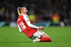 Arsenal Women V Chelsea Women - Champ Lge 2026 Prints: Arsenal v Chelsea - UEFA Women's Champions League 2025/26 Quarter-finals First Leg