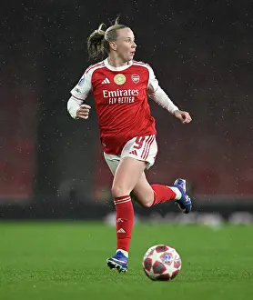 Arsenal Women V Chelsea Women - Champ Lge 2026 Prints: Arsenal v Chelsea - UEFA Women's Champions League 2025/26 Quarter-finals First Leg Arsenal v Chelsea - UEFA