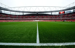 <b class=qtipBold><figcaption>Arsenal v Hull City - Premier League</figcaption></b><br>LONDON, ENGLAND - FEBRUARY 11: A general view of Emirates Stadium before the Premier League match between Arsenal and Hull City on February 11, 2017 in London, England. (Photo by Stuart MacFarlane/Arsenal FC via Getty Images)<br><em>© 2017 The Arsenal Football Club Plc</em> Arsenal v Hull City - Premier League