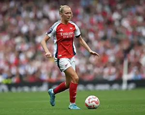 Arsenal Women V Manchester City Women 2024-25 Prints: Arsenal v Manchester City - Barclays Women's Super League