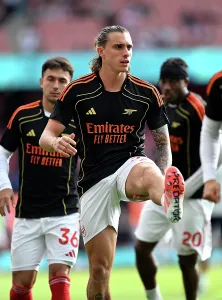 Arsenal V Manchester City 2025-26 Prints: Arsenal v Manchester City - Premier League