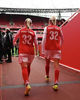 Arsenal Women V Manchester United Women 2025-26 Prints: Arsenal v Manchester United - Barclays Women's Super League