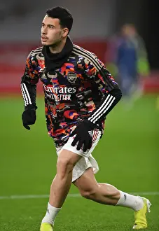 Arsenal v Manchester United: Pre-Match Warm-Up Amidst Empty Emirates Stadium (2020-21)