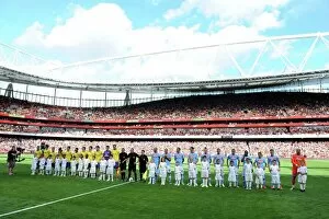 Arsenal v Napoli 2013-14 Collection: Arsenal v Napoli - Emirates Cup