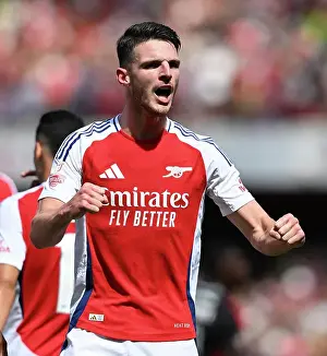 Arsenal v Olympique Lyonnais - Pre-Season Friendly