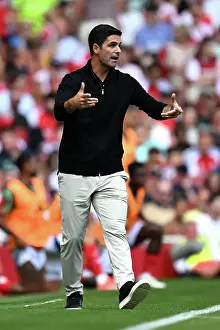 Arsenal v Olympique Lyonnais - Pre-Season Friendly