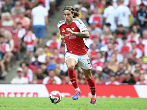 Arsenal v Olympique Lyonnais - Pre-Season Friendly