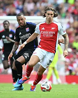 Arsenal v Olympique Lyonnais - Pre-Season Friendly