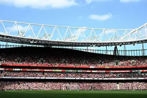 Arsenal v Olympique Lyonnais - Pre-Season Friendly