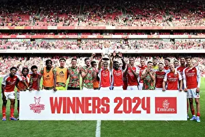 Arsenal v Olympique Lyonnais - Pre-Season Friendly