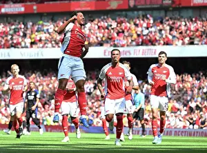 Arsenal v Olympique Lyonnais - Pre-Season Friendly
