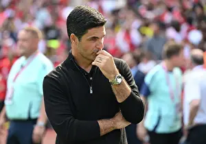 Arsenal v Olympique Lyonnais - Pre-Season Friendly