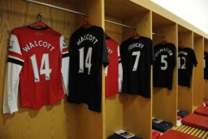 Arsenal v Southampton 2013-14 Collection: Arsenal v Southampton - Premier League