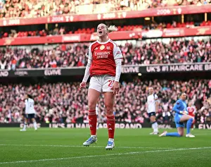 Arsenal v Tottenham Hotspur - Barclays Women's Super League<br> Arsenal v Tottenham Hotspur - Barclays Women's Super League