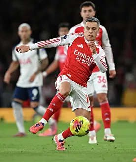 Arsenal v Tottenham Hotspur - Premier League