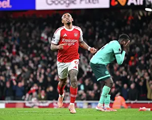 Arsenal V Wolverhampton Wanderers 2025-26 Prints: Arsenal v Wolverhampton Wanderers - Premier League