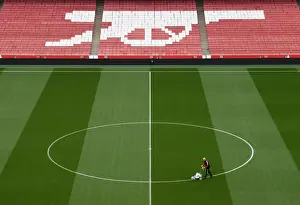 Arsenal vs Aston Villa: Pre-Match Pitch Preparation at Emirates Stadium (2021-22)