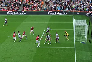 Arsenal vs Aston Villa: Premier League Showdown at Emirates Stadium with Carlsberg Ads
