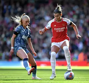 Arsenal V Aston Villa 2023-24 Prints: Arsenal vs Aston Villa: Tense Women's Super League Showdown at Emirates Stadium