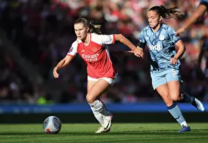 Arsenal V Aston Villa 2023-24 Prints: Arsenal vs Aston Villa: Women's Super League Clash at Emirates Stadium (2023-24)