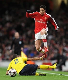 Arsenal v Barcelona 2009-10 Collection: Arsenal vs. Barcelona: Samir Nasri vs. Daniel Alves - Thrilling 2
