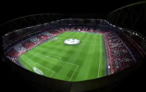 Arsenal V Bayern Munich 2015/16 Prints: Arsenal vs. Bayern Munich: Emirates Stadium - UEFA Champions League Showdown (2015)