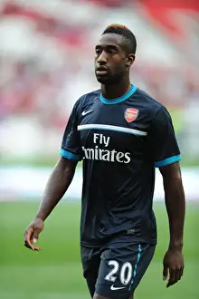 Arsenal vs. Benfica: Pre-Season Clash at Estadio da Luz, 2011