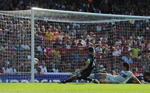 Arsenal vs Boca Juniors: Robin van Persie Scores the Opener - Emirates Cup 2011 (2-2)