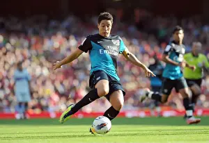 Arsenal V Boca Juniors 2011-12 Prints: Arsenal vs Boca Juniors: Samir Nasri's Thrilling Performance - Emirates Cup 2011 (2-2)