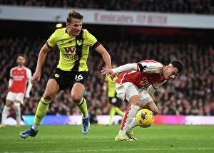 Arsenal v Burnley 2023-24 Collection: Arsenal vs Burnley: Gabriel Martinelli vs Sander Berge Battle in the Premier League (2023-24)