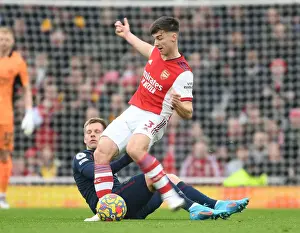 Arsenal vs Burnley: Tierney vs Vydra - Intense Battle in the Premier League