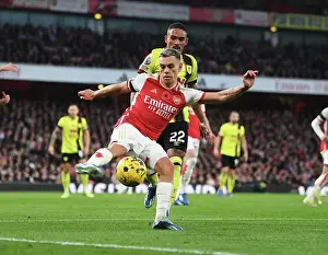 Arsenal vs Burnley: Trossard Under Pressure in 2023-24 Premier League Clash