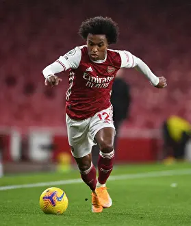Arsenal vs Burnley: Willian at Emirates Stadium Amid Limited Spectators (December 2020)