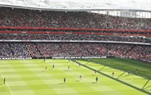Images Dated 10th May 2009: Arsenal vs Chelsea: 1-4 in Favor of Chelsea at Emirates Stadium, 2009