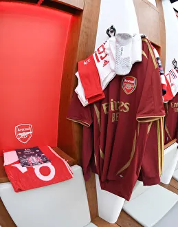 Arsenal Women V Chelsea Women - FA Cup Final 2021 Prints: Arsenal vs. Chelsea: FA Cup Final Showdown