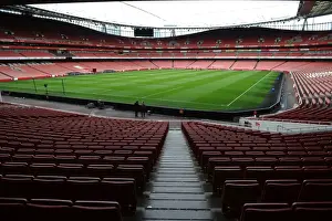 Arsenal V Chelsea 2015-16 Prints: Arsenal vs Chelsea: Premier League Clash at Emirates Stadium (2015-16)