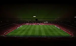 Arsenal vs Chelsea Showdown: Premier League Clash at Emirates Stadium, 2017-18