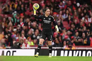 Arsenal vs. Chelsea: Women's Super League Showdown at Emirates Stadium (2023-24)