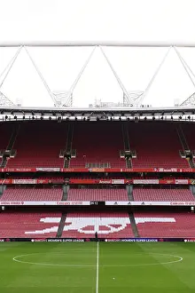 Arsenal Women V Chelsea Women 2022-23 Prints: Arsenal vs. Chelsea: Women's Super League Showdown at Emirates Stadium