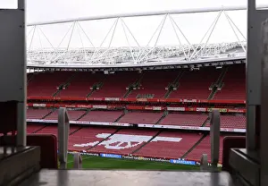 Arsenal Women V Chelsea Women 2022-23 Prints: Arsenal vs. Chelsea: Women's Super League Showdown at Emirates Stadium
