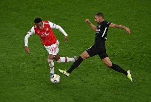 Images Dated 29th November 2019: Arsenal vs Eintracht Frankfurt: Battle in Europa League Group F (2019-20)